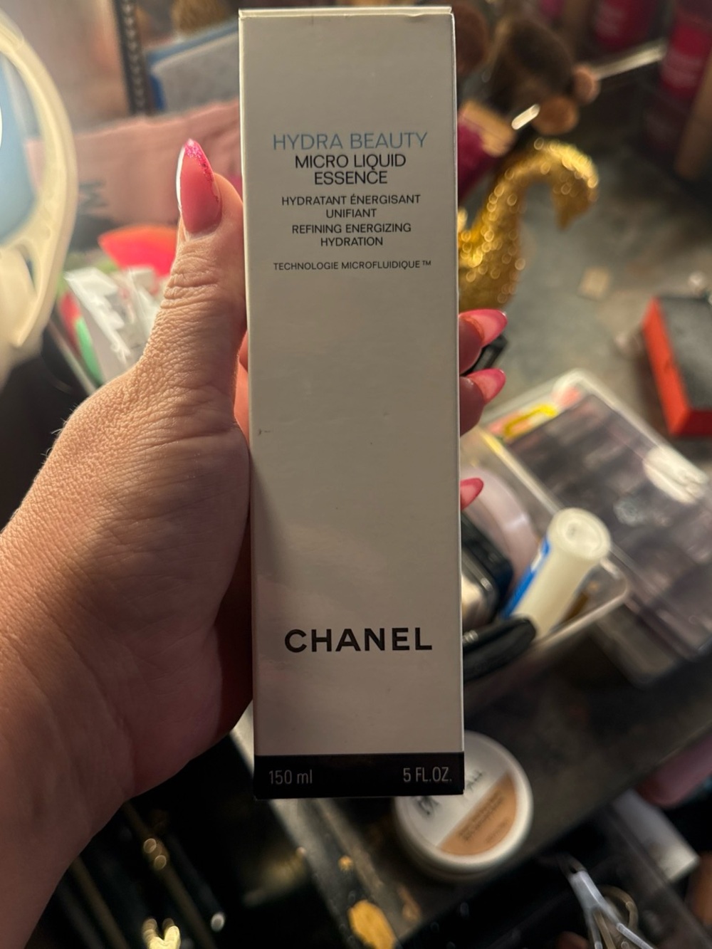 CHANEL Hydra Beauty Micro Liquid Essence - White & Black